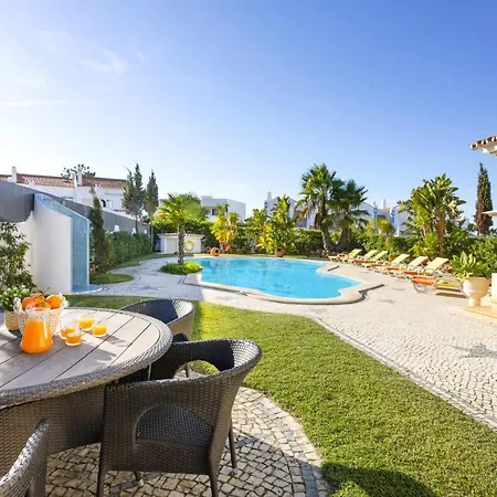 Quinta Da Vinha By *