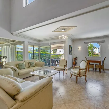 Villa Quinta Da Vinha By Albufeira